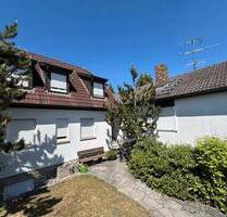 Einfamilienhaus mit Einliegerwohnung, Anbau und großem Grundstück - Marktsteft
