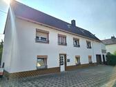 Foto - Modernisiertes Einfamilienhaus mit Einliegerwohnung
