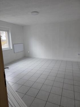 Foto - Wohnung zu vermieten - 450,00&nbsp;EUR Kaltmiete, ca.&nbsp; 90,00&nbsp;m&sup2;