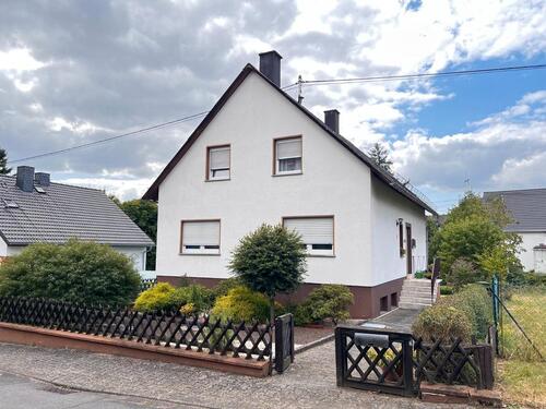 Foto - Einfamilienhaus mit Garten und viel Potenzial