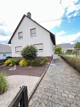 Foto - 5 Zimmer Einfamilienhaus in Hellenhahn-Schellenberg
