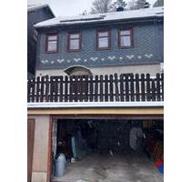 Haus zu vermieten - 900,00&nbsp;EUR Kaltmiete, ca.&nbsp; 90,00&nbsp;m&sup2; in Neuhaus am Rennweg (PLZ: 98724)