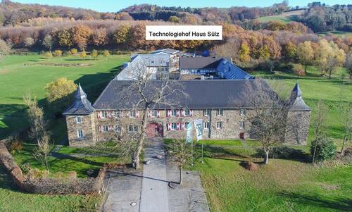 Foto - Büro im Burggebäude mit 77m² zu vermieten