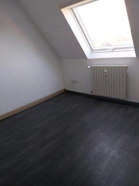 Foto - Dachgeschoss Wohnung - 600,00&nbsp;EUR Kaltmiete, ca.&nbsp; 45,00&nbsp;m&sup2;