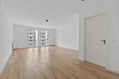 Foto - Zentrumsnahe 2-Raum-Wohnung mit Balkon, EBK, Aufzug, Stellplatz