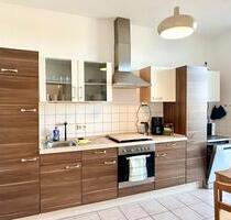 Voll möblierte 2-Zimmer-Wohnung mit Balkon & Carport-Stellplatz - Neukloster
