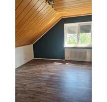 3 Zi DG Wohnung - 1.000,00 EUR Kaltmiete, in Groß-Bieberau (PLZ: 64401)