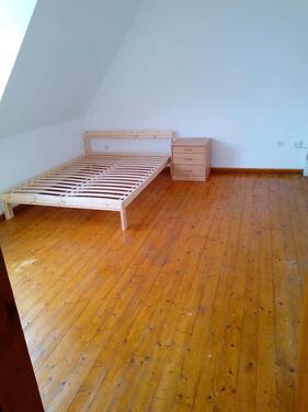 Foto - Bremerhaven - Zentrales und ruhiges Zimmer in reiner FRAUEN WG