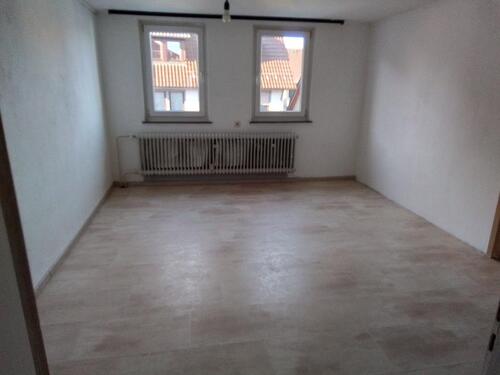 Foto - 5 Zimmerwohnung - 700,00&nbsp;EUR Kaltmiete, ca.&nbsp; 104,00&nbsp;m&sup2;