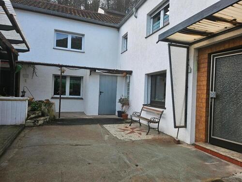 Foto - Haus zu verkaufen - 310.000,00&nbsp;EUR Kaufpreis, ca.&nbsp; 150,00&nbsp;m&sup2;