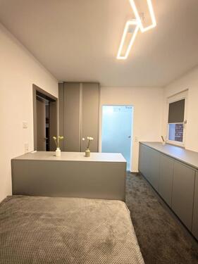 Foto - Kleine, komplett sanierte Wohnung - voll möbiliert