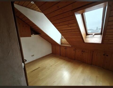 Foto - Helles ZImmer in WG - 350,00&nbsp;EUR Kaltmiete, ca.&nbsp; 180,00&nbsp;m&sup2;