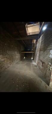 Foto - Lagerhalle zu vermieten. Auf 2 Etagen.