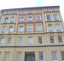 Ab Juni 2026: Kleine Singlewohnung mit Balkon (Hofseite), separater Küche, Laminatboden & Badewanne - Magdeburg Leipziger Straße