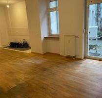 Großzügige 3-Zimmer-Wohnung mit Terrasse – (befristet 2Jahr) WG geeignet - Berlin Friedrichshain-Kreuzberg