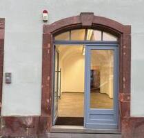 Schöne kleine Gewerbeeinheit am Grimmaer Markt