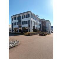 Bürofläche mit 4 Räumen, Terrasse, Küche und Bad - Backnang