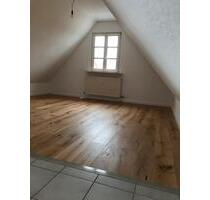 Kleine Wohnung in OG-Windschläg für eine Person zu vermieten - Offenburg Rammersweier