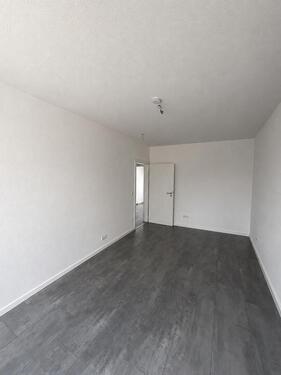 Foto - 3 Zimmer Erdgeschoßwohnung zur Miete in Ludwigshafen am Rhein
