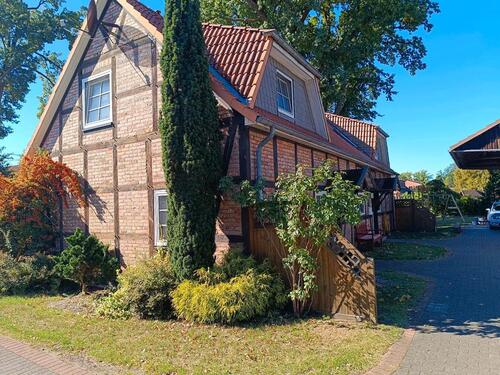 Foto - Doppelhaushälfte zu vermieten - 700,00 EUR Kaltmiete,