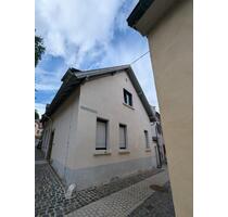 Einfamilienhaus in Oppenheim - 155.000,00&nbsp;EUR Kaufpreis, ca.&nbsp; 100,00&nbsp;m&sup2; in Oppenheim (PLZ: 55276)