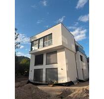 Neubau Wohnung - 2.600,00&nbsp;EUR Kaltmiete, ca.&nbsp; 110,00&nbsp;m&sup2; in Waldkirch (PLZ: 79183)