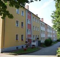 Individuell geschnittene 3-Raumwohnung mit Balkon - Sangerhausen