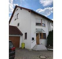 Schöne Doppelhaushälfte mit Garten & Garage in Dürnau - Heiningen