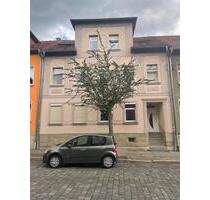 Provisionsfrei: Aufgeteiltes Mehrfamilienhaus im Sanierungsgebiet - Apolda