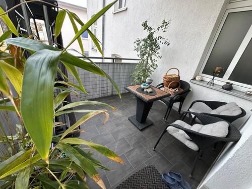 Foto - Großzügige 3-Raum-Wohnung mit Balkon und Einbauküche