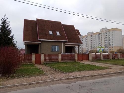 Foto - Продаётся дом в г. Барановичи - 118.000,00&nbsp;EUR Kaufpreis, ca.&nbsp; 240,00&nbsp;m&sup2;