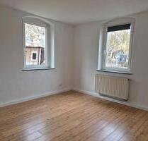 FEILITZSCH - Große Erdgeschosswohnung mit Garten