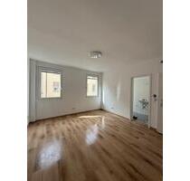 3 Zimmer neu Renoviert Wohnung - 900,00&nbsp;EUR Kaltmiete, ca.&nbsp; 60,00&nbsp;m&sup2; in Nürnberg (PLZ: 90429) Eberhardshof