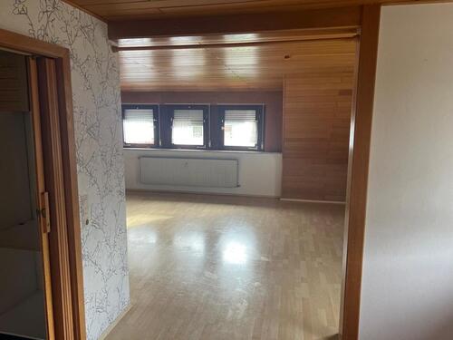 Foto - 4 Zimmer Wohnung - 900,00&nbsp;EUR Kaltmiete, ca.&nbsp; 100,00&nbsp;m&sup2;