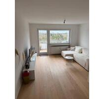 Sanierte, exklusive 2-Zimmer-Wohnung mit Einbauküche und Balkon - Stuttgart Degerloch