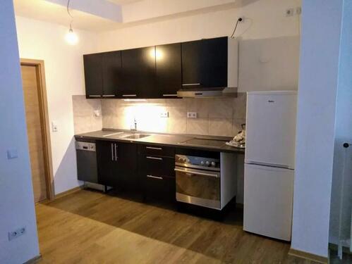 Foto - Moderne, geräumige Studio-Wohnung mit Einbauküche