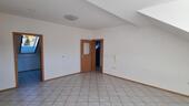 Foto - Dachgeschoßwohnung in Niederviehbach zur Miete
