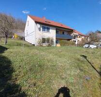 MFH in Ebern mit großem Garten - 450.000,00&nbsp;EUR Kaufpreis, ca.&nbsp; 240,00&nbsp;m&sup2; in Ebern (PLZ: 96106)