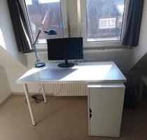 Zwischenmiete für Dezember - 350,00 EUR Kaltmiete, ca.  12,00 m² in Bremen (PLZ: 28217) Walle