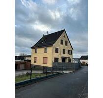 Großes Haus, großes Potenzial. Ausbau zu 5 Parteien möglich - Anhausen