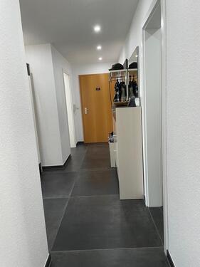 Foto - Zimmer in 3er Luxus- WG 90 qm - 484,00&nbsp;EUR Kaltmiete, ca.&nbsp; 90,00&nbsp;m&sup2;