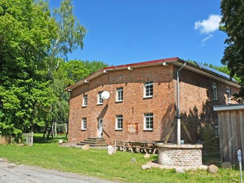 Foto - Vermietung: Charmante Wohnung im Landhaus in Poppelvitz auf Rügen