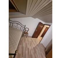 Dachgeschoss Wohnung 2 Zimmer - 600,00 EUR Kaltmiete, ca.  75,00 m² in Michelstadt (PLZ: 64720)