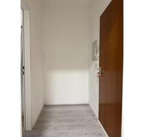 Charmante 2-Zimmer-Mietwohnung in der Nähe des Schloss Benrath - Düsseldorf Stadtbezirk 9