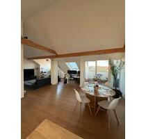 Exklusive Loftwohnung (87 m²) mit neuer Designküche, Loggia & Gar - Straubing