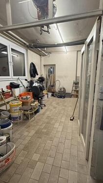 Foto - Großer Garagen- Hobbyraum (ca. 31 m²) Wasser & Strom vorhanden