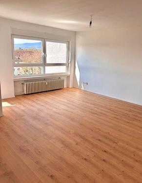 Foto - Moderne renovierte 4-Zimmer Wohnung in 61449 Steinbach