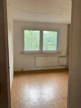 Foto - 3 Zimmer in Halle zu vermieten - 303,00&nbsp;EUR Kaltmiete, ca.&nbsp; 54,95&nbsp;m&sup2;