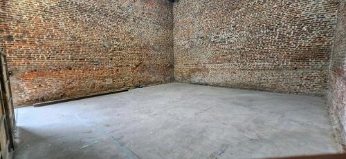 Foto - halle zu vermieten - 650,00&nbsp;EUR Kaltmiete, ca.&nbsp; 250,00&nbsp;m&sup2;