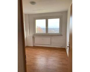 +++Familien aufgepasst+++Schöne 4 Zimmer Wohnung in Halle - Halle (Saale) Damaschkestraße